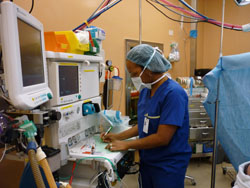 ANESTHESIA ASSISTANTS